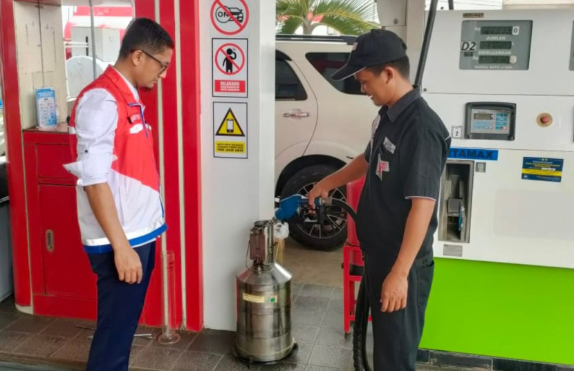 PT Pertamina Patra Niaga Regional JBB melakukan pengecekan QC dan Sarfas di seluruh SPBU wilayah area Cirebon. (Foto: Dok PT Pertamina Patra Niaga Regional JBB) 