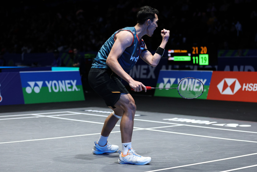 Pemain tunggal putra Indonesia Jonatan Christie mengalahkan wakil Malaysia di babak pertama All England 2025. (PBSI)