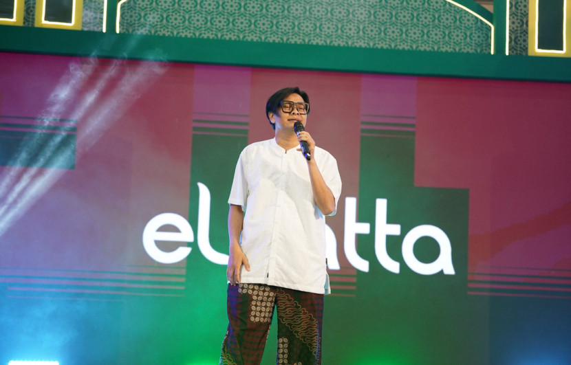 Armand Maulana tampil pada acara Elzatta di Ambarrukmo Plasa. (FOTO: Elzatta/ Seruni Puti)