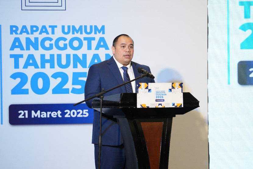 Ketua Umum AFTECH Terpilih Periode 2025 - 2029, Pandu Sjahrir, saat memberikan kata sambutan dalam RUA 2025 di Jakarta, Jumat (21/3/2025). Ia menegaskan bahwa AFTECH senantiasa berkomitmen untuk mendorong transformasi dan memajukan industri fintech untuk mendukung ekosistem ekonomi digital di Indonesia. (Foto: Ist.)