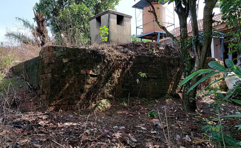 Bunker atau gua Jepang di Jl AKBP H Umar Palembang yang berdekatan dengan pemukiman warga. (FOTO: D Oskandar)
