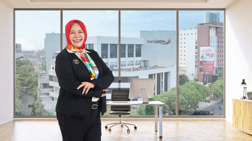 SEVP Consumer Banking Bank Jatim 2023-2025, Hermita