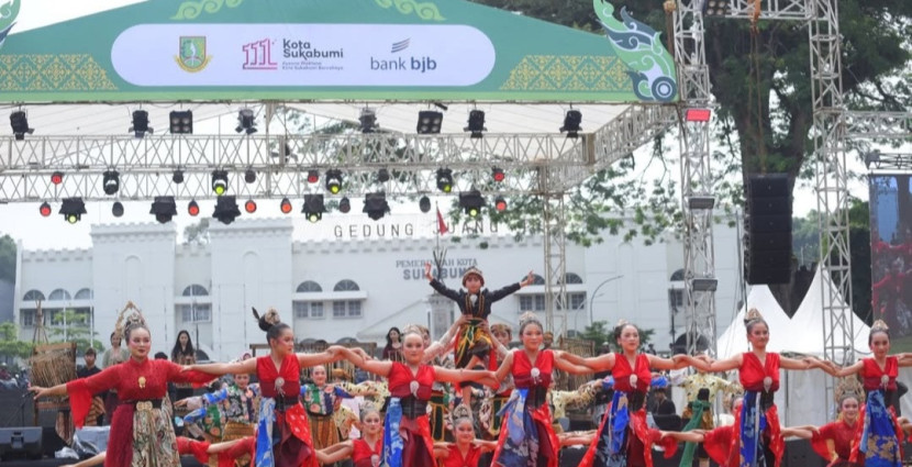 Puncak hari jadi Kota Sukabumi di Lapang Merdeka Kota Sukabumi, Sabtu (26/4/2025).