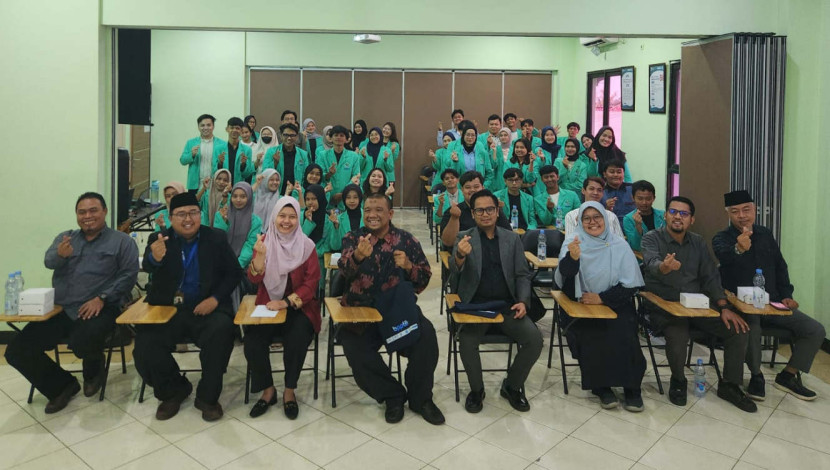 Pelatihan Digital Entrepreneur Academy di Institut STIAMI Kampus B Cikarang diikuti mahasiswa, alumni, pelaku UMKM, dan siswa SMK di wilayah Bekasi. (Foto: Dok RUZKA INDONESIA)