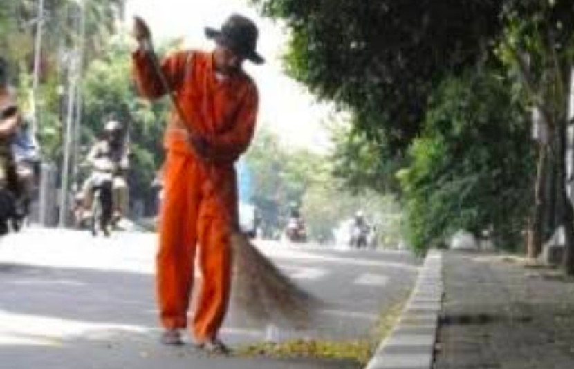 CFD, DLHK Kota Depok telah menyiapkan puluhan petugas kebersihan atau pesapon serta sejumlah armada sampah. (Foto: Dok RUZKA INDONESIA)