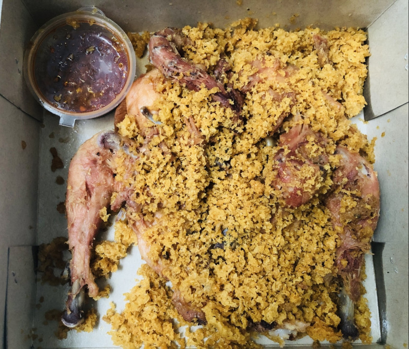 1 ekor Ayam Goreng Suharti. Dok. Motoresto.id