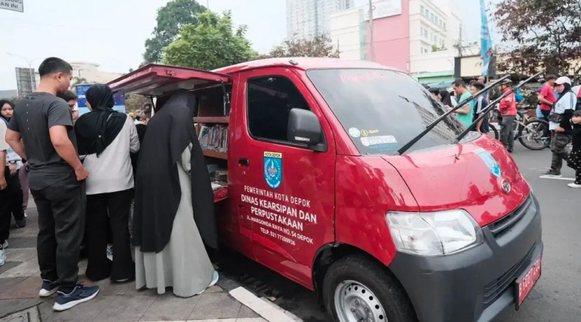 Giat mobil Pusling di gelaran CFD Jalan Margonda Raya, Ahad (04/05/2025). (Foto: Dok Diskomknfo Kota Depok)