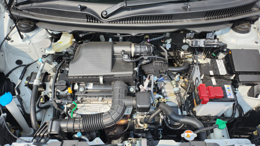 Suzuki Fronx hadir dengan pilihan mesin K 15 B dan K 15 C. Dok. Motoresto.id