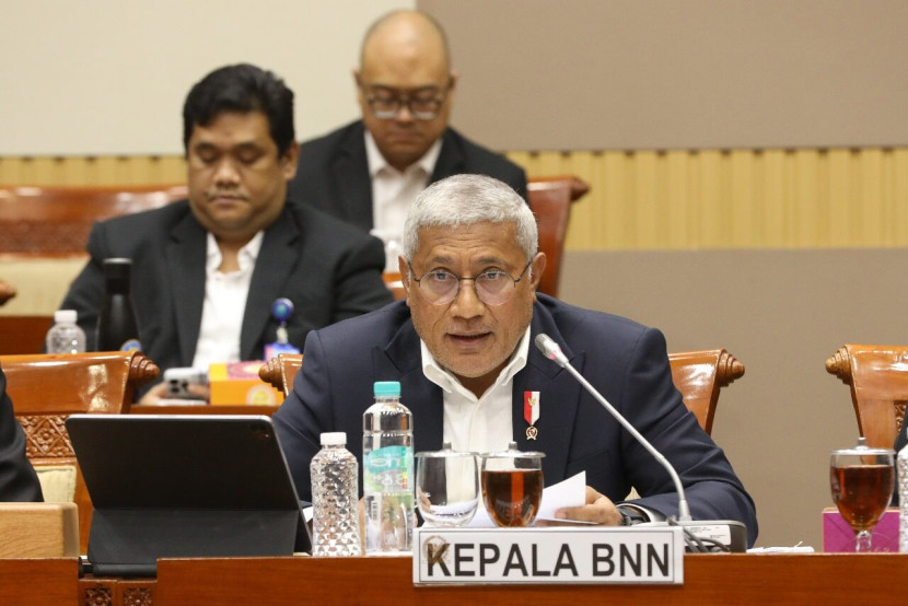 Kepala BNN RI Marthinus Hukom bersama para pejabat utama BNN melaksanakan Rapat Dengar Pendapat (RDP) dengan Komisi III DPR RI