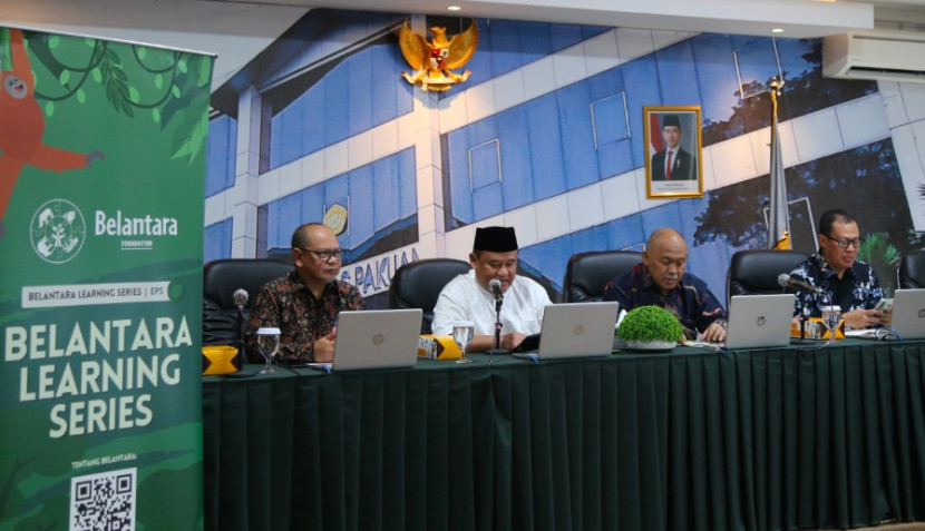 Seminar Nasional “Belantara Learning Series Episode 12” (BLS Eps.12) sukses mengangkat tema krusial: “Pengelolaan Sampah Berkelanjutan untuk Mendukung Ekonomi Sirkular, Mitigasi Perubahan Iklim, dan Kesejahteraan Masyarakat.” (Foto: Dok RUZKA INDONESIA)