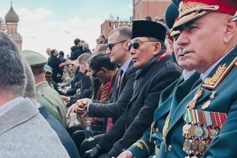Menhan Sjafrie Sjamsoeddin enghadiri acara Russia Victory Day Parade 2025 ke-80 di Moskow, Rusia, Jumat (9/5/2025). Sumber: Ria Novosty
