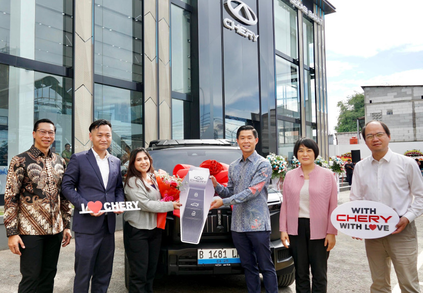 Terima Unit Perdana Chery J6 (Dok. Chery).