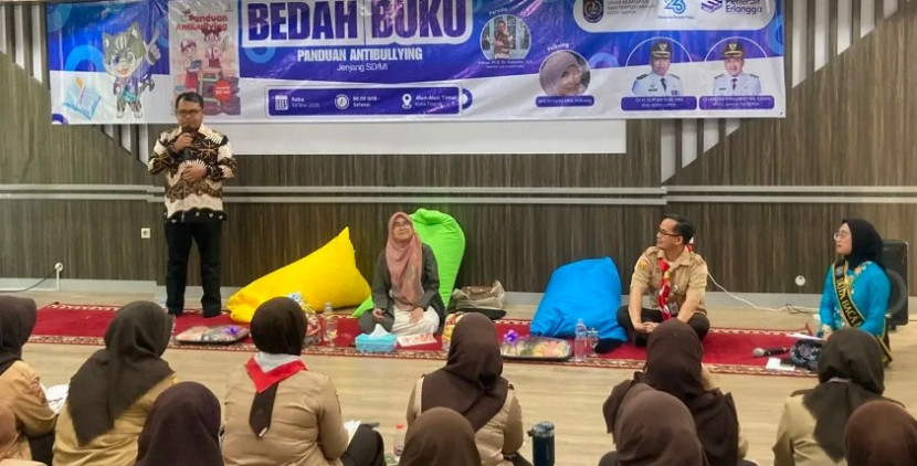 Diskarpus Kota Depok menggelar bedah buku bertema Perlindungan Anak. (Foto: Dok Diskominfo Kota Depok)