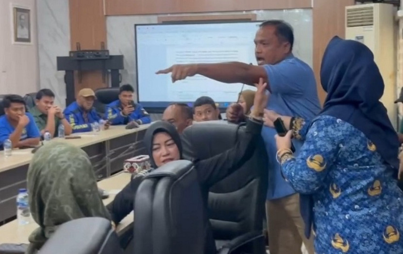 Anggota DPRD Balikpapan Halili kecewa kelangkaan BBM terjadi berhari-hari.