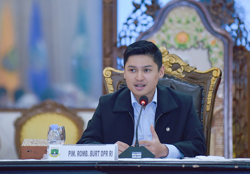 Badan Urusan Rumah Tangga (BURT) DPR RI, Rizki Aulia Rahman Natakusumah