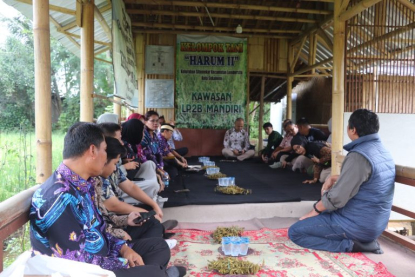 Kunjungan Dinas Pertanian dan Ketahanan Pangan (DPKP) Kabupaten Tangerang ke Kota Sukabumi untuk mempelajari pengelolaan LP2B, Kamis (22/5/2025).