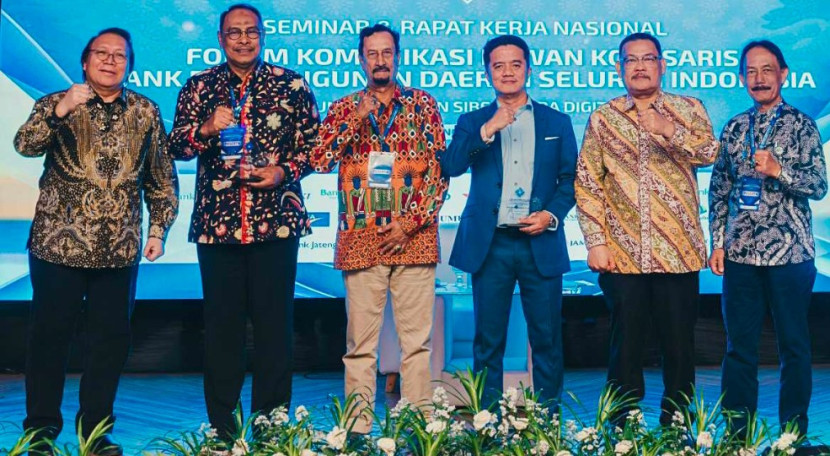 FKDK BPDSI menggelar seminar nasional dengan tema “Membangun Ketahanan Siber di Era Digital Banking” di Menara Bank BJB, Kota Bandung, Jabar, Selasa (22/05/2025).
