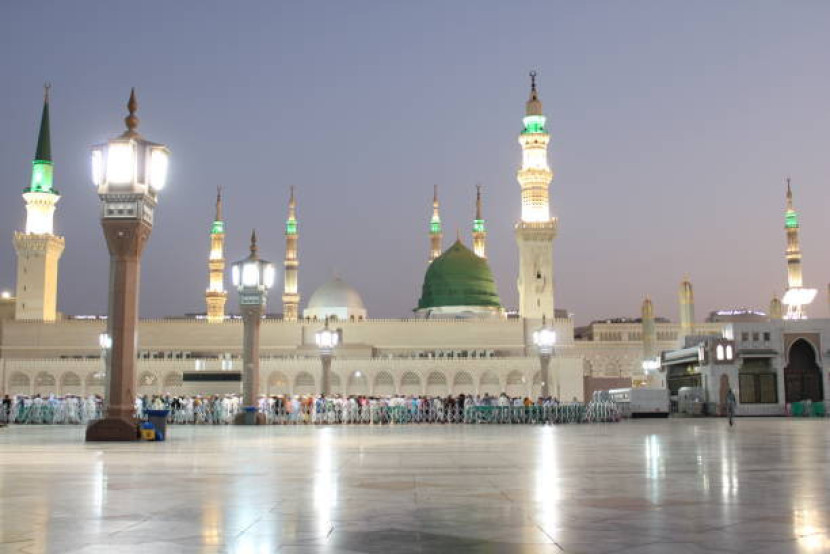 Masjid Nabawi di Kota Madinah Al Munawwarah.