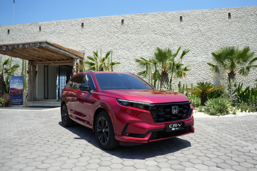 All New Honda CR-V RS e:HEV Raih Gelar Best High SUV Hybrid (Doc. Honda).