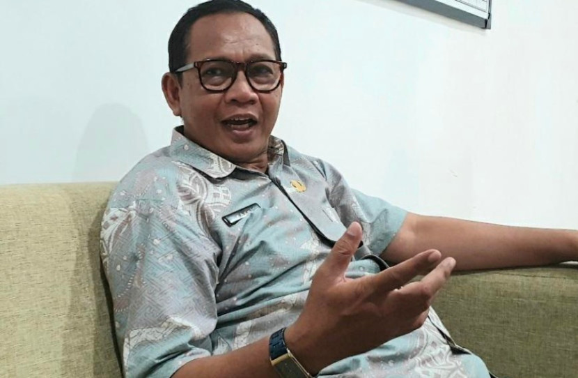 Kepsek SMPN 30 Kota Depok. (Foto: Dok RUZKA INDONESIA)