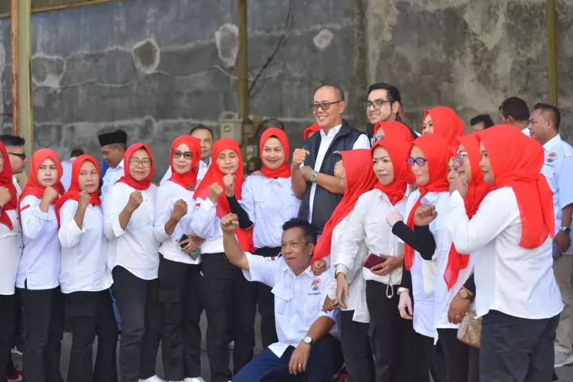 Rapat Pleno I Koordinator Cabang (Korcab) Massa Prabowo (Masbro) Sukabumi Raya yang digelar di Sekretariat Masbro, Jalan Raya Cisaat Cibatu, Kecamatan Cisaat, Kabupaten Sukabumi, Ahad (8/6/2025).