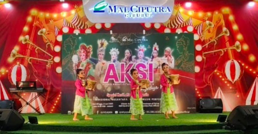 Sanggar Ayodya Pala tampil memukau dalam Ajang Kreativitas Seni Indonesia (AKSI) di Main Atrium Mal Ciputra Cibubur. (Foto: Dok Ayodya Pala)