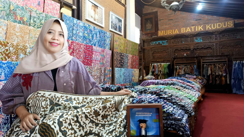 Batik-batik bikinan Yuli Astuti serta anak muda, perempuan, dan kaum rentan yang diasuhnya telah menembus pasar Malaysia, Brunei Darussalam, Singapura, hingga Thailand. (Foto: Dok RUZKA INDONESIA)