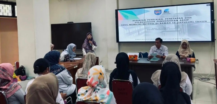 Sosialisasi penilaian, pelaksanaan dan pemusnahan Arsip. (Foto: Dok Diskominfo Kota Depok)