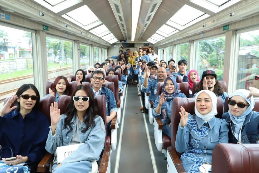 Antusiasme pelanggan kereta panoramic kian terasa pada periode Mei 2025, di mana jumlah pelanggan mencapai 11.708 orang. (Foto: Dok. Humas PT KAI)