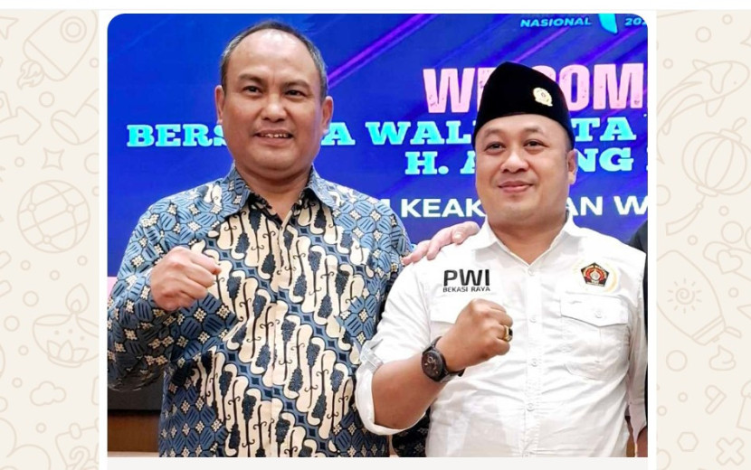 Ketua PWI Provinsi Jabar, Hilman Hidayat (kiri) dan Ketua PWI Bekasi Raya, Ade Muksin, S.H (kanan). (Foto: Dok RUZKA INDONESIA)