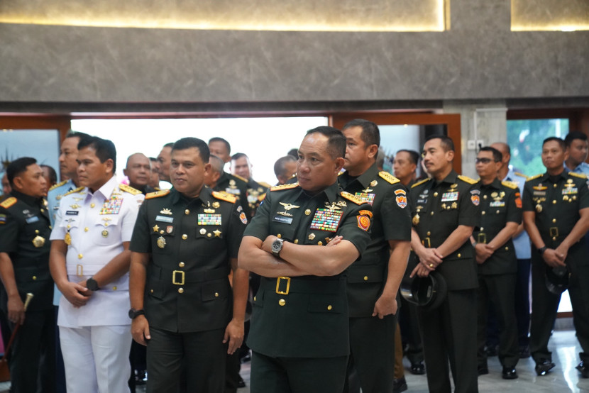 Panglima TNI Jenderal Agus Subiyanto meresmikan Gedung Serbaguna Grha Wiyata Yuddha Seskoad. Sumber: TNI
