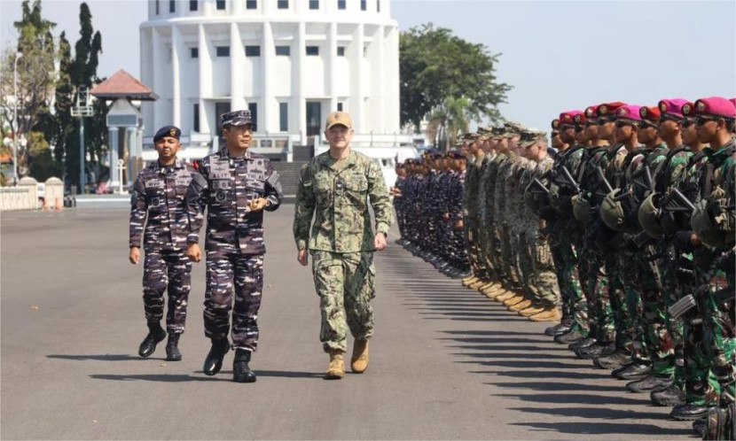 TNI AL bersama United States Navy (USN) dan United States Marine Corps (USMC) menggelar kembali latihan bersama CARAT 2025. Sumber: Dispenal