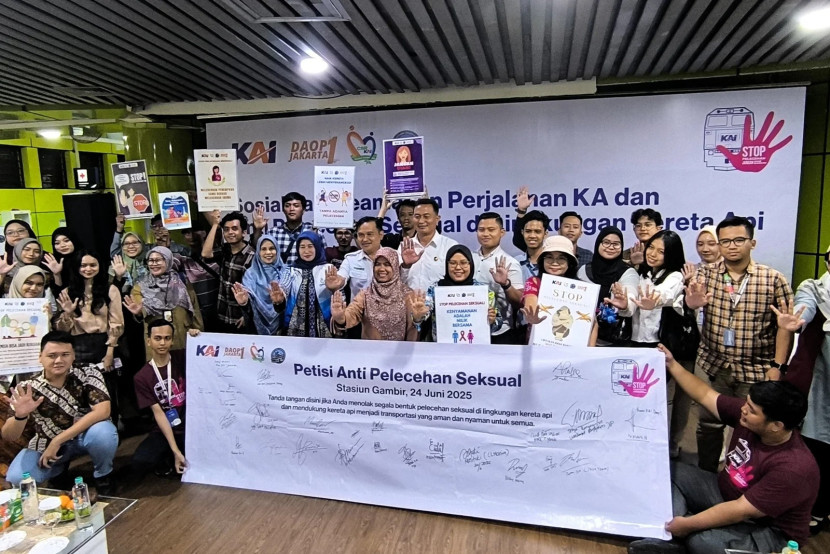 Sosialisasi antipelecehan seksual yang diselenggarakan di Stasiun Gambir, Selasa (24/6). (Foto: Humas PT KAI)