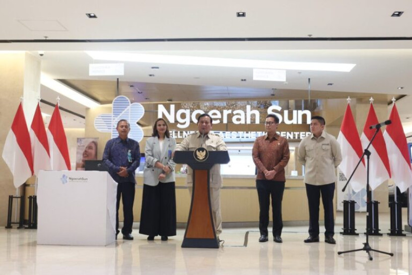 Presiden Republik Indonesia Prabowo Subianto meresmikan Ngoerah Sun Wellness and Aesthetic Center (NSWAC) di Rumah Sakit Umum Pusat Prof. Dr. I.G.N.G. Ngoerah, Denpasar, Bali.