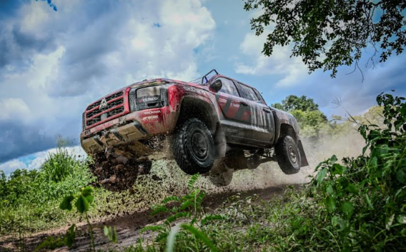 Mitsubishi Triton kembali menjadi andalan tim AXCR