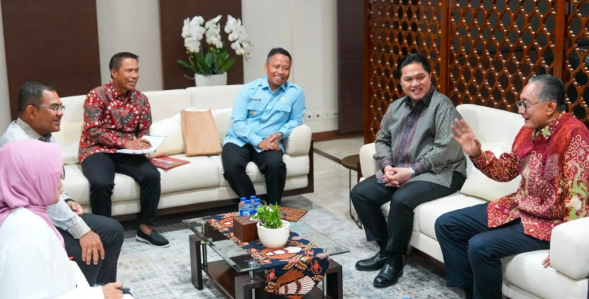 Wali Kota Depok, Supian Suri saat bertemu Menteri BUMN Erick Thohir dan Menteri PU, Dody Hanggodo. (Foto: Dok Diskominfo Kota Depok)