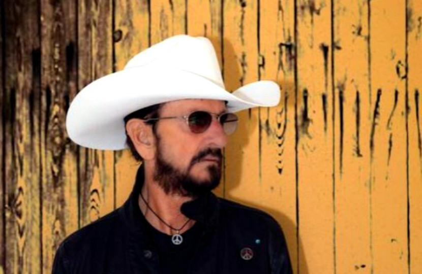 Ringo Starr: Saya Masih Merasa Berusia 24 Tahun Saat Bercermin