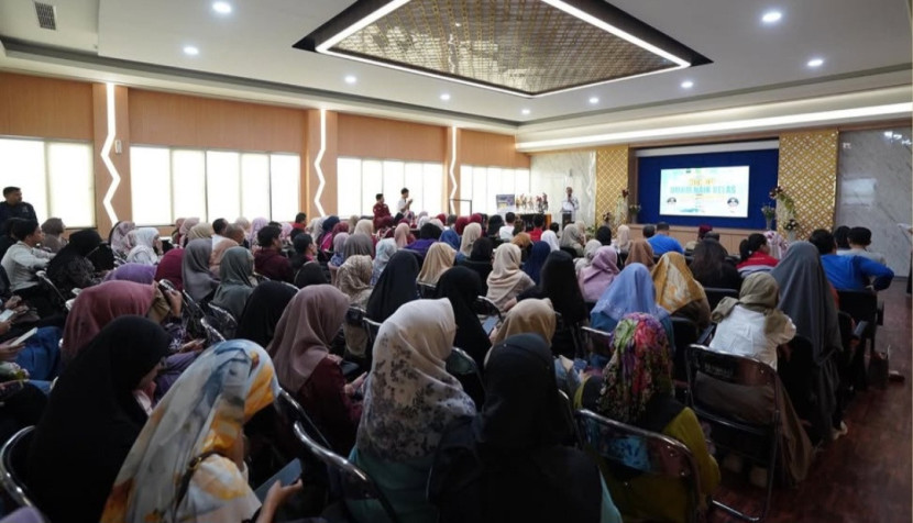 Pembukaan UMKM Naik Kelas 2025 yang mengusung tema