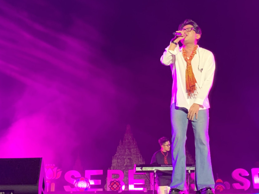 Juicy Luicy saat tampil di Prambanan Jazz Festival 2025. (Filmusiku/Rahma Sulistya)