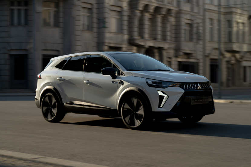 All-News Mitsubishi Grandis yang Tampil Sangat Berbeda dan Lebih Segar (Doc. Mitsubishi Motors)
