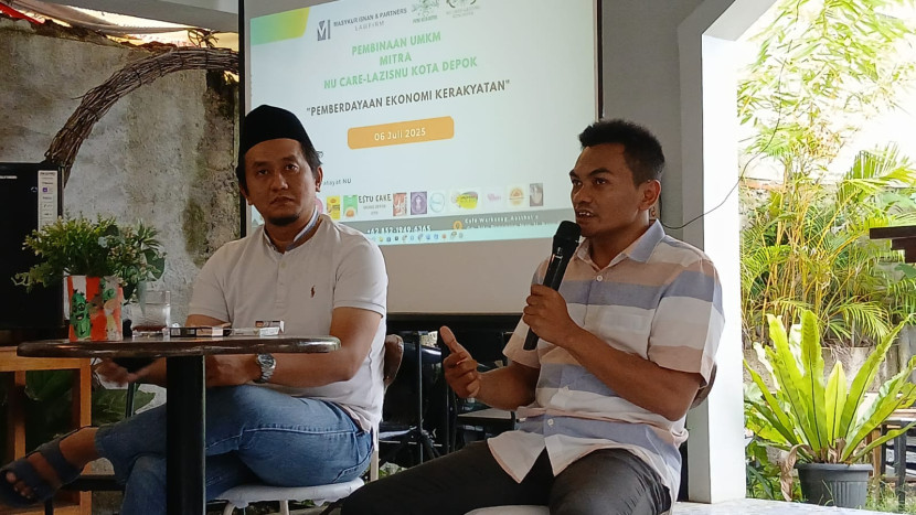 Sekretaris Lazisnu Depok Sodiqul Anwar menyampaikan pandangannya pada acara pembinaan UMKM dan Mitra Lazisnu Depok, Ahad (6/7/2025).
