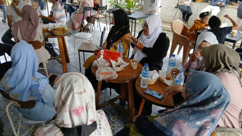 Para peserta pelatihan / pemberdayaan UMKM dan Mitra Lazisnu Depok.