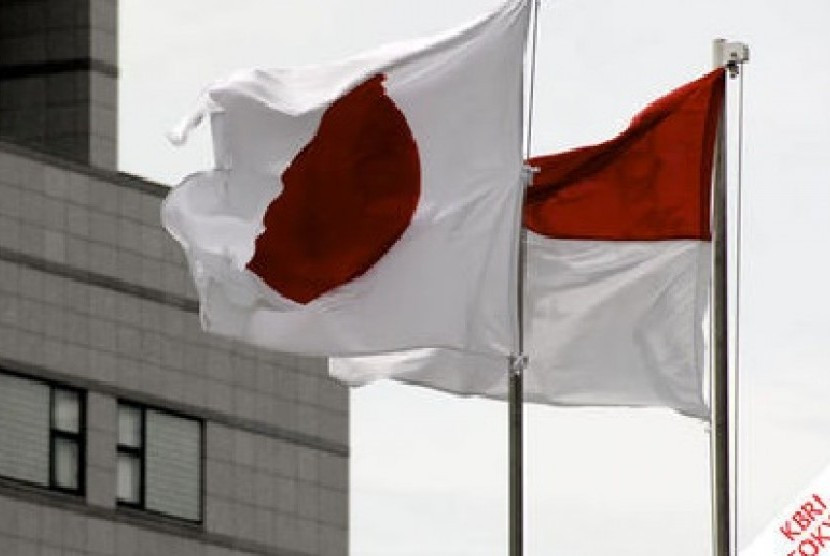 Ilustrasi. Bendera Indonesia dan Jepang. Gambar: Republika