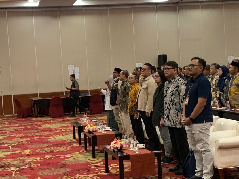 Wakil Menteri Pendidikan Dasar dan Menengah Fajar Riza Ul Haq menghadiri Bimtek Bantuan Pemerintah Program Revitalisasi SMK Tahun 2025 Tahap 4 di Jakarta, Kamis (10/07/2025). Foto : dok