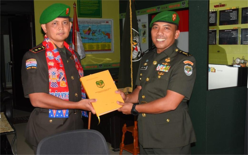 Dandim Jakarta Pusat dari Letkol Inf Harry Ismail kepada Letkol Ahmad Alam Budiman. Sumber: Pendam Jaya
