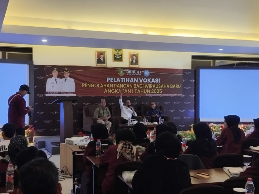 Pembukaan pelatihan vokasi pengolahan pangan Angkatan I Tahun 2025 di Hotel Balcony Kota Sukabumi, Selasa (15/7/2025).