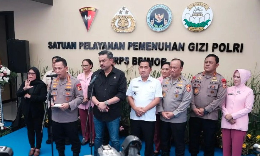 Kapolri Jenderal Listyo Sigit Prabowo meresmikan SPPG) di Mako Brimob Kelapa Dua Depok, Kamis (17/07/2025). (Foto: Dok Diskominfo Kota Depok)