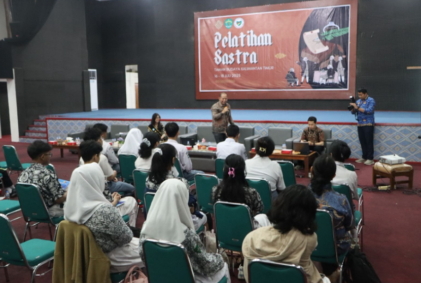 Pelatihan sastra pelajar Kaltim. (Adpimprov)