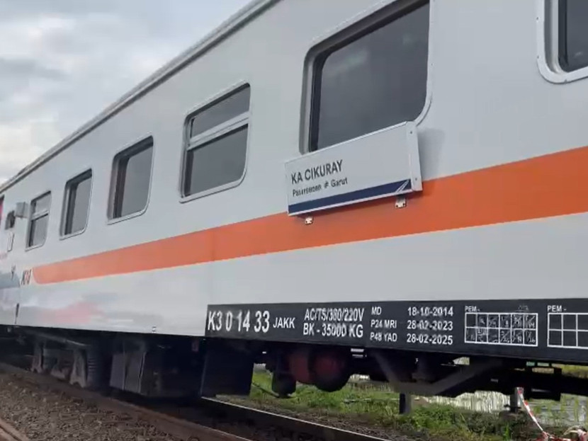 Ilustrasi. KA Cikuray relasi Stasiun Pasar Senen-Stasiun Garut p.p. (Foto: Dok. Humas PT KAI)