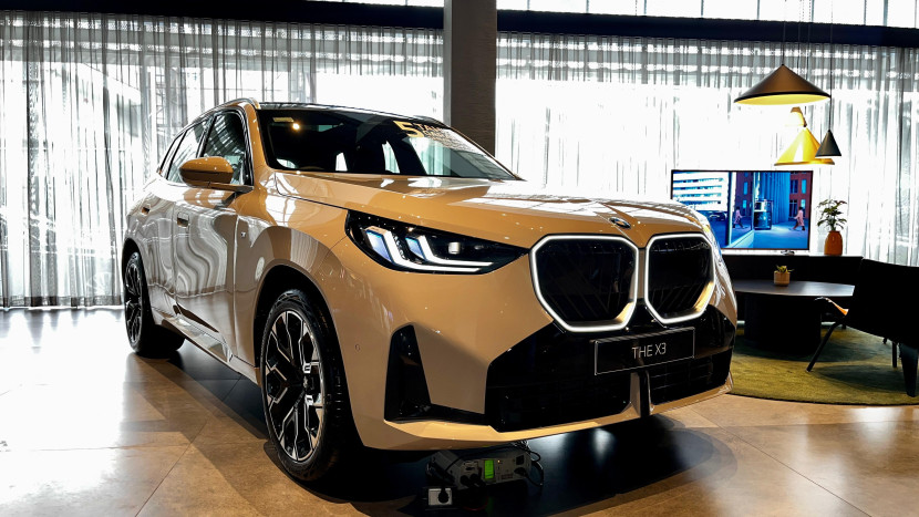 Tampilan All New BMW X3 yang merupkan perpaduan antara modernisasi dan estetika BMW (Doc. Motoresto).